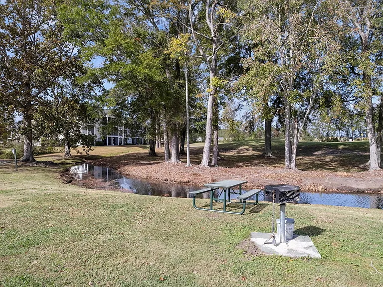 485 White River Dr #30G — Photo 24
