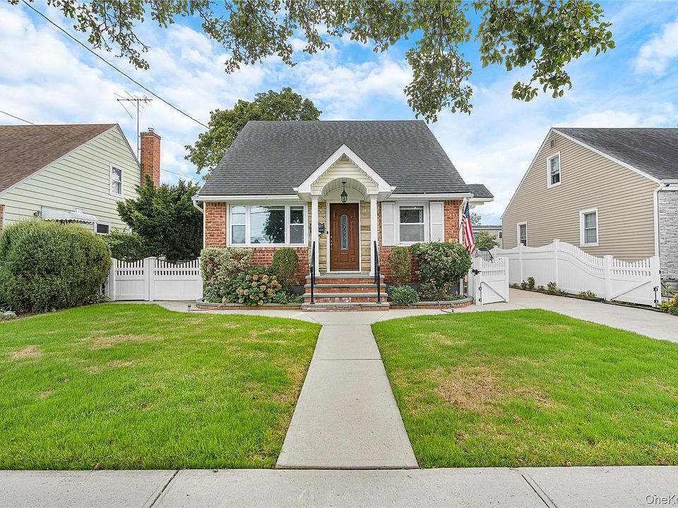 1st image of 159 Raff Avenue