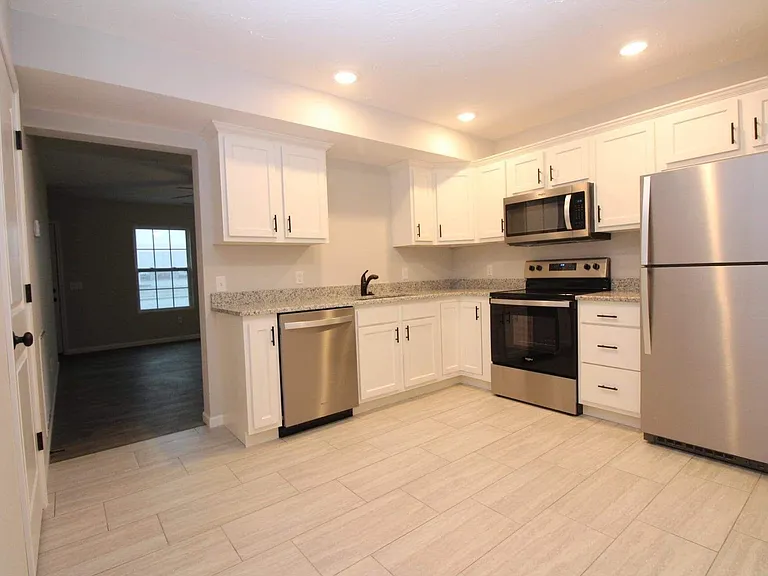 4719 S 131st Rd #J — Photo 11