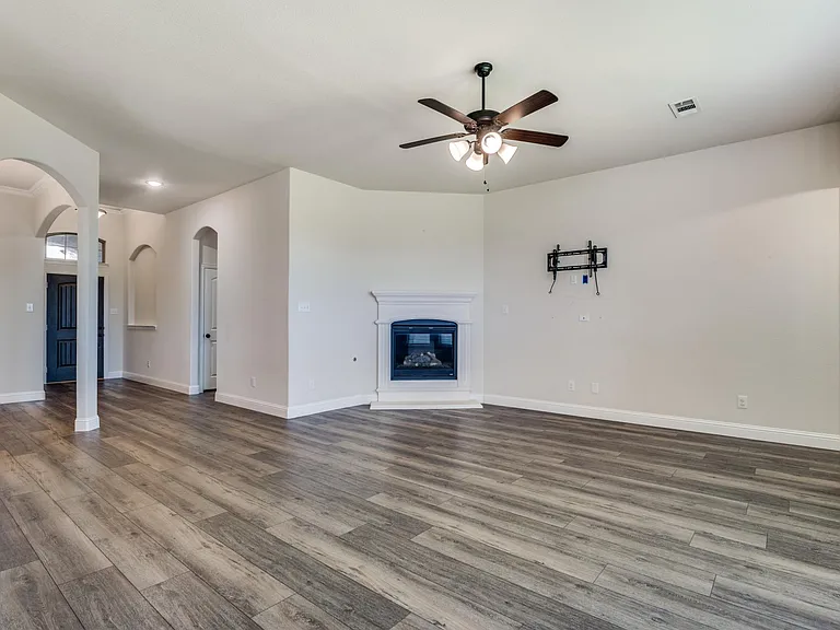 236 Pennridge Dr — Photo 2
