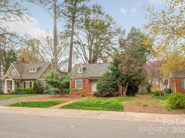 2508 Bay St, Charlotte, NC 28205