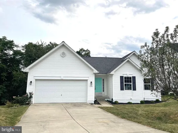 394 Brandenburg Dr, Falling Waters, WV 25419