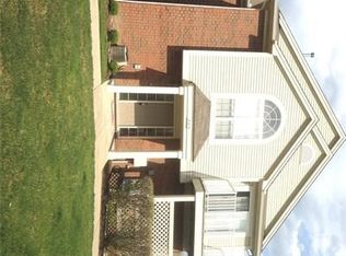 51675 Hale Ln, Chesterfield, MI 48051