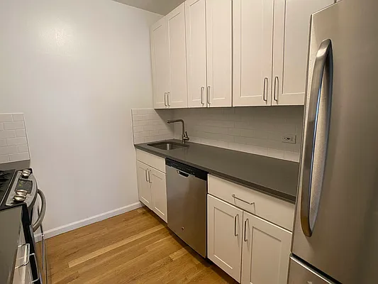 Rented by Tourma Realty LLC | media 52