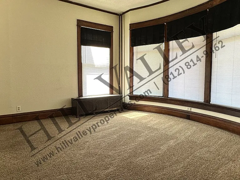722 S 5th St — Photo 2