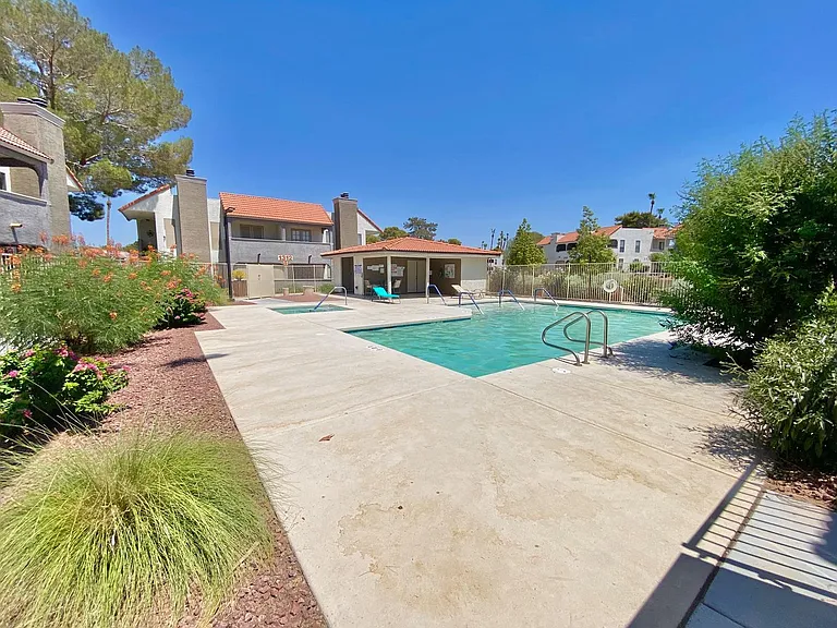 811 Bass Dr #C — Photo 27