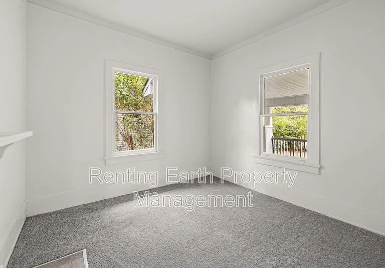 518 41st St — Photo 14