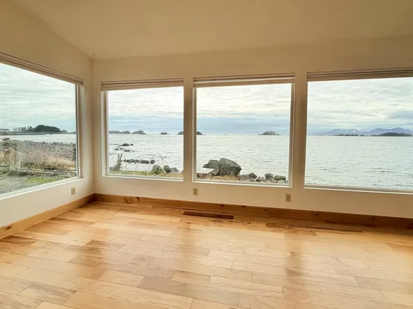 1709-1 Halibut Point Rd, Sitka, AK 99835