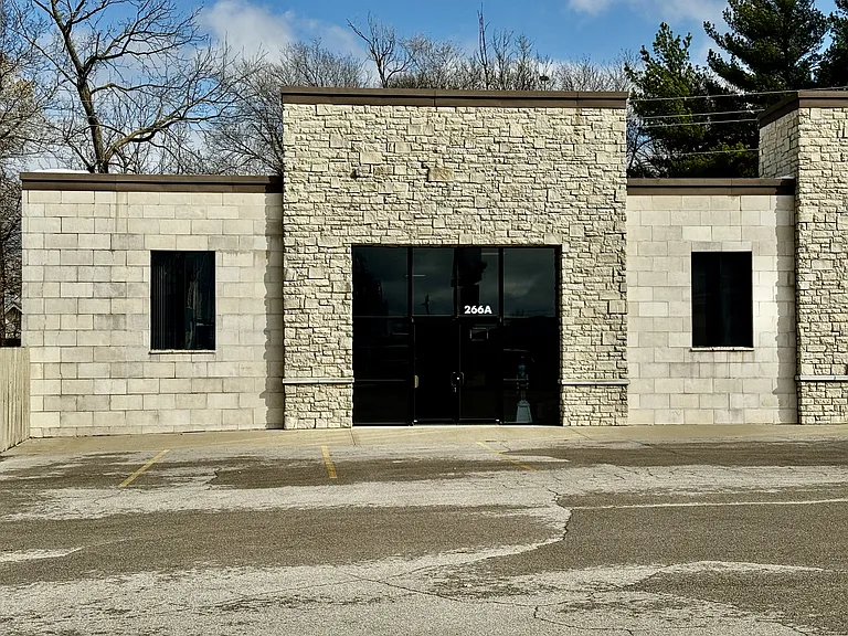 266 S Jefferson Ave #A — Photo 2