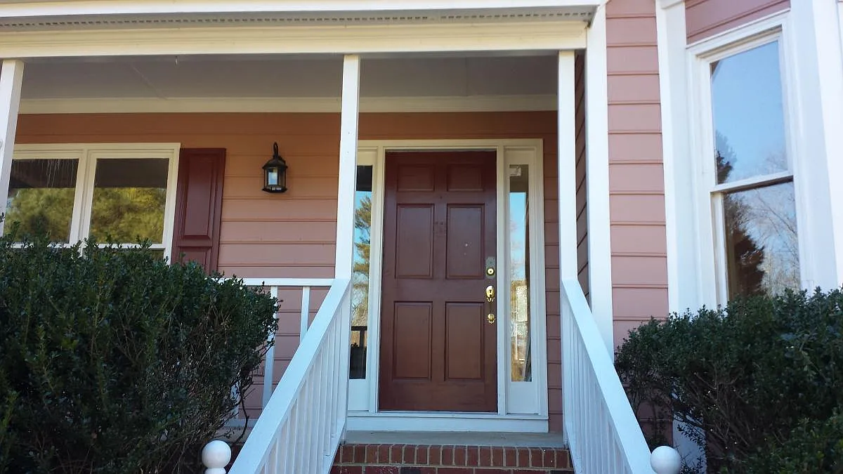 4105 Cary Oaks Drive — Photo 2