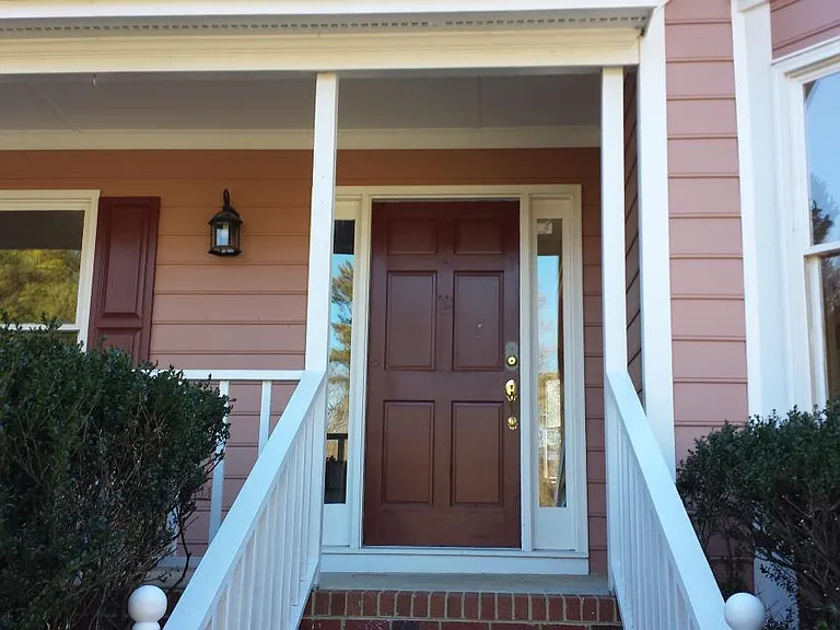 Cary Oaks Dr — Photo 2