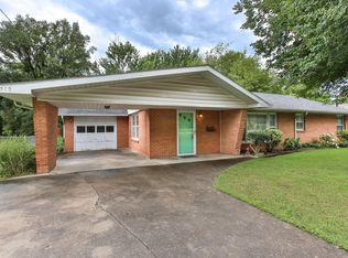 515 S Prince Ln, Springfield, MO 65802