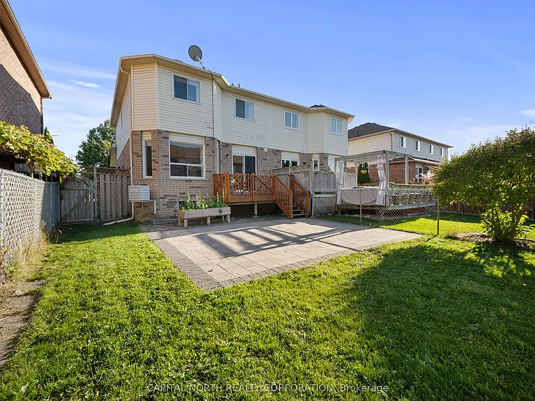 86 Breeze Dr — Photo 34