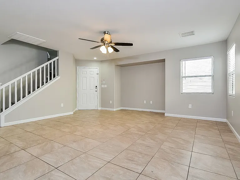 10348 Faustine Ave — Photo 4