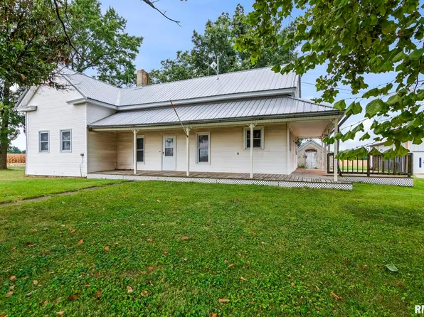 1219 Covered Bridge Rd, Glenarm, IL 62536