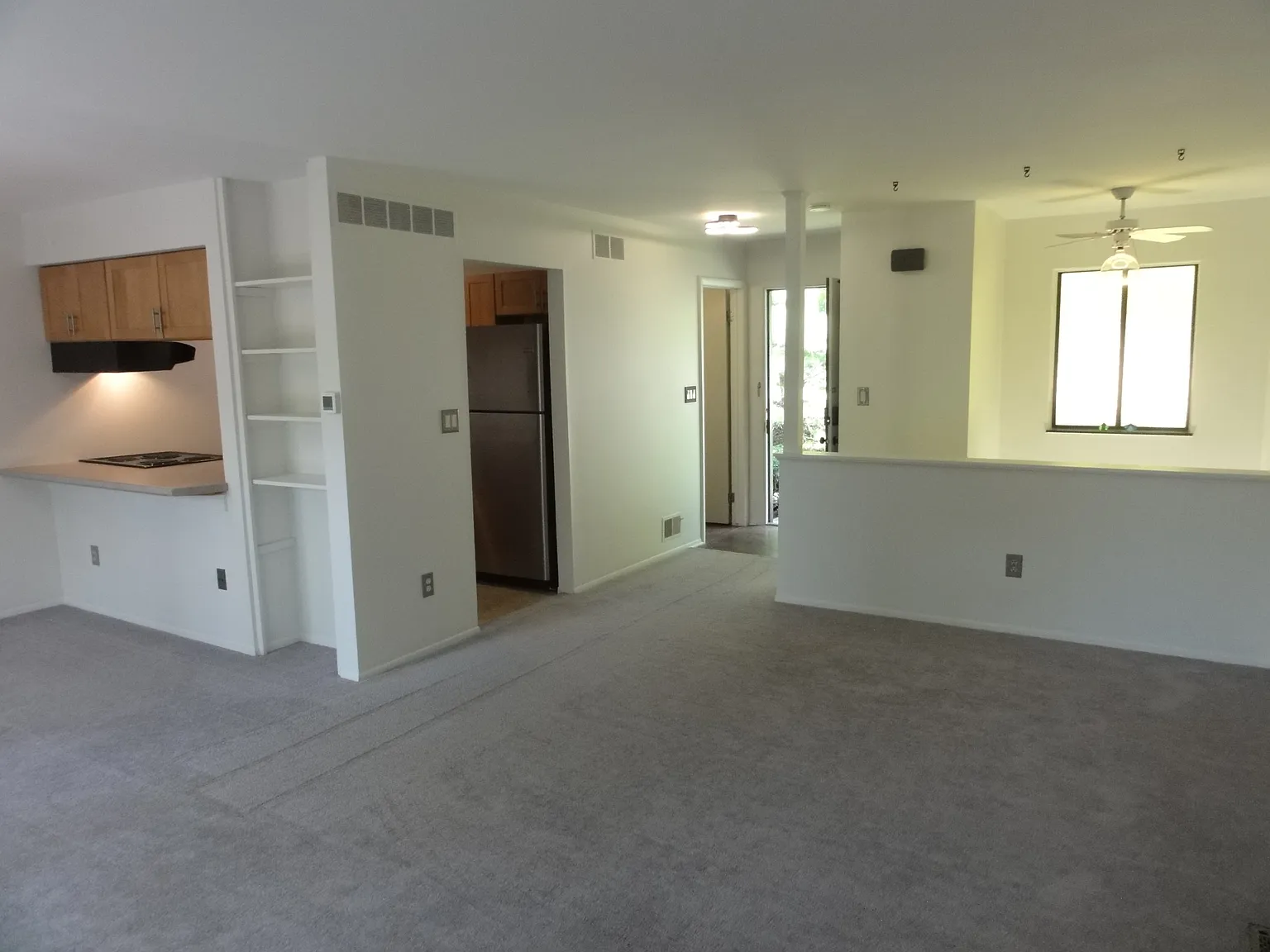 2 bed, 1.5 bath, 1150 sqft, $1,900 — Photo 3