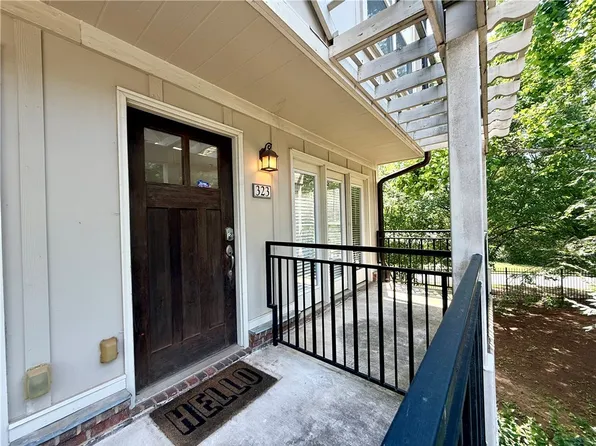 833 Old Greenville Hwy APT 323, Clemson, SC 29631