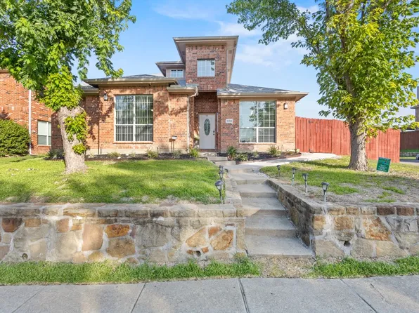 1934 Rustic Creek Dr, Garland, TX 75040