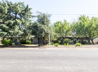 36766 Kensington Dr, Madera, CA