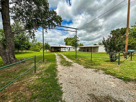 4th image of 1141 Airport Rd