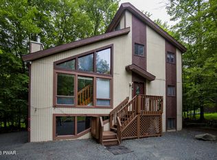 19 Rockway Rd, Lake Ariel, PA 18436