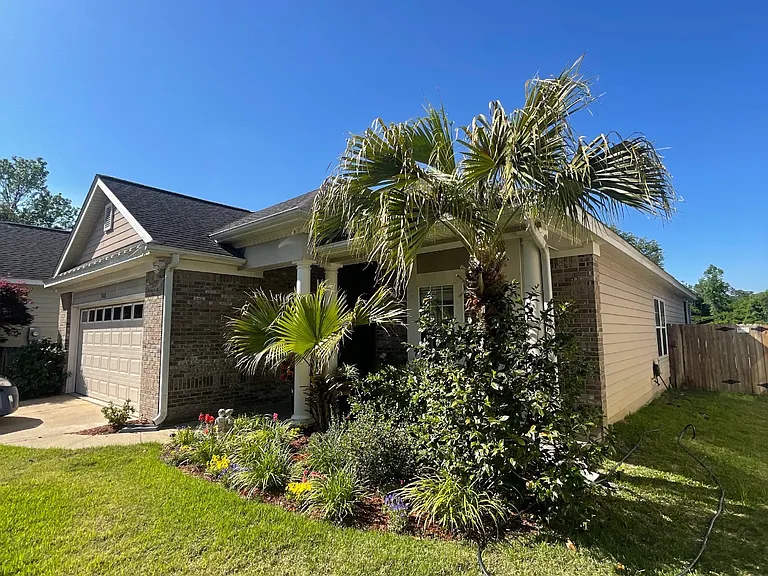 3408 Cameron Chase Dr — Photo 2