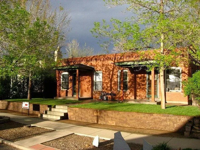 1 bed, 825 sqft, $1,900 — Photo 1
