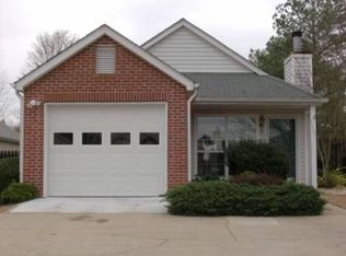 1307 Yorkshire Ln, Woodstock, GA 30188