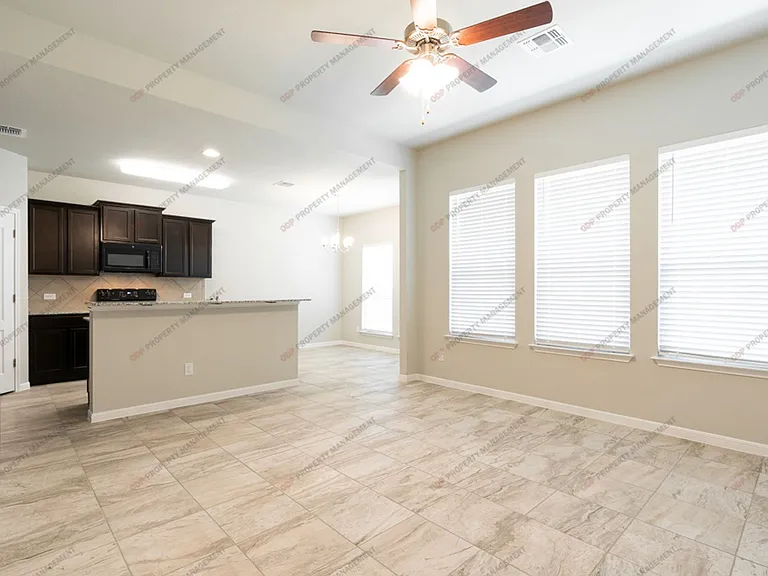 7429 Hudson Grove Dr — Photo 9