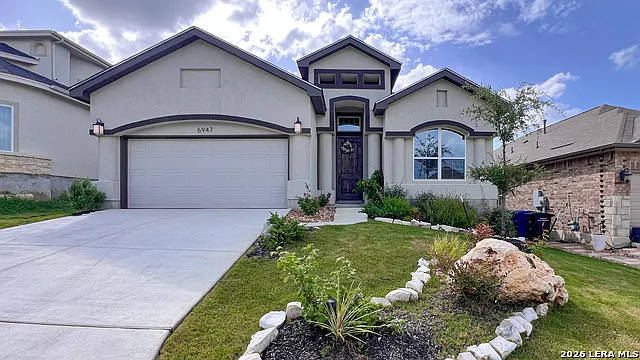 3 bed, 2.0 bath, 1657 sqft, $3,000 — Photo 2