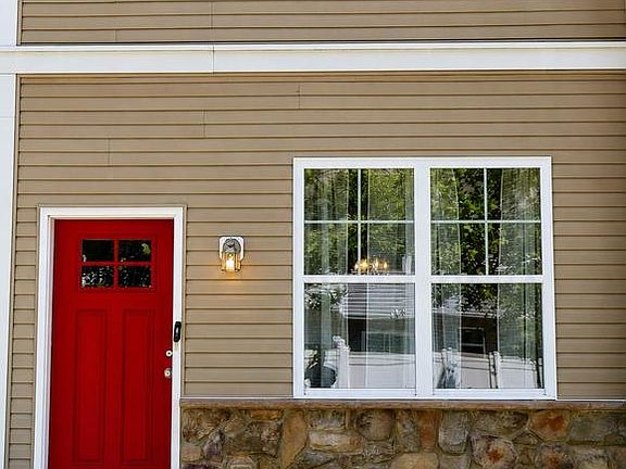 2nd image of 21 Rowand Way E