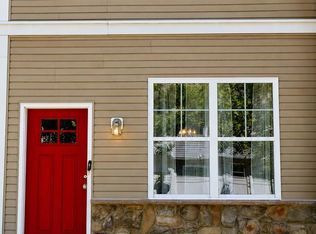 21 Rowand Way E, Clementon, NJ 08021