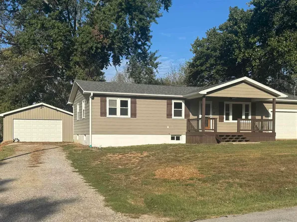 843 Illinois St, Warsaw, MO 65355