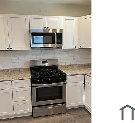 3209 Wharton St — Photo 2