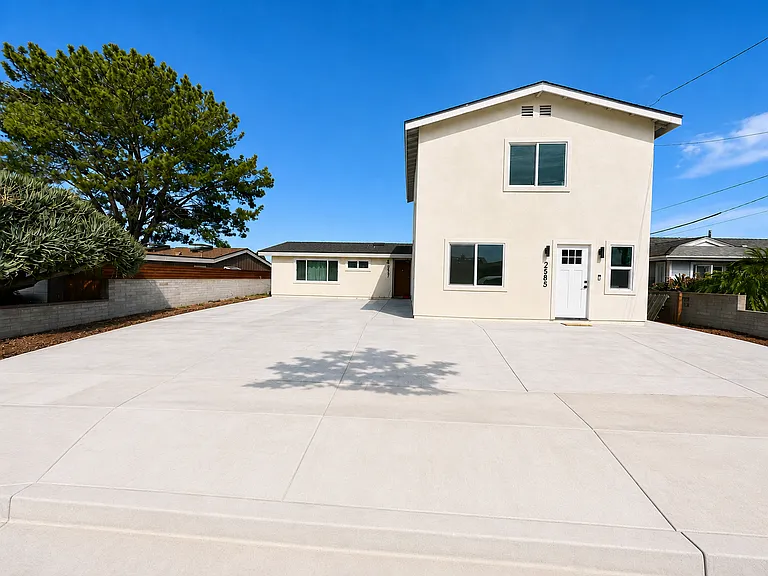 2585 Moonstone Dr — Photo 14