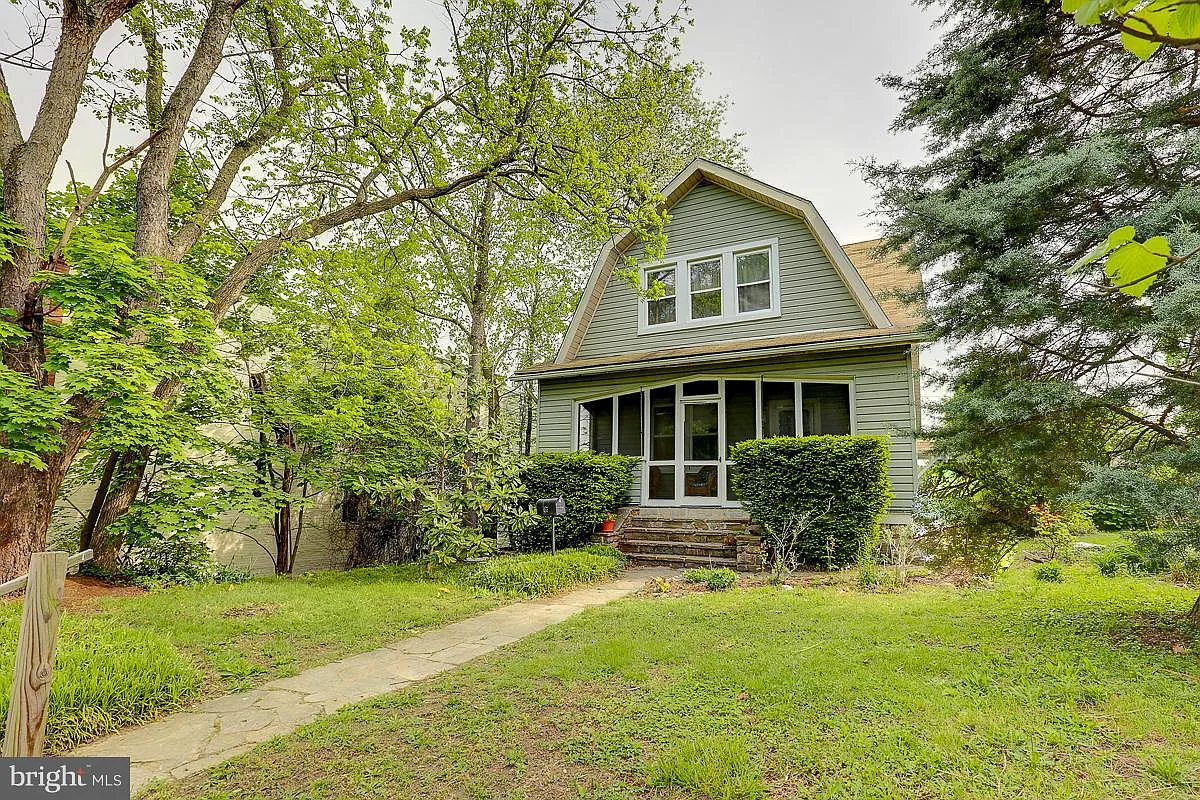 3020 Overland Ave photo 1