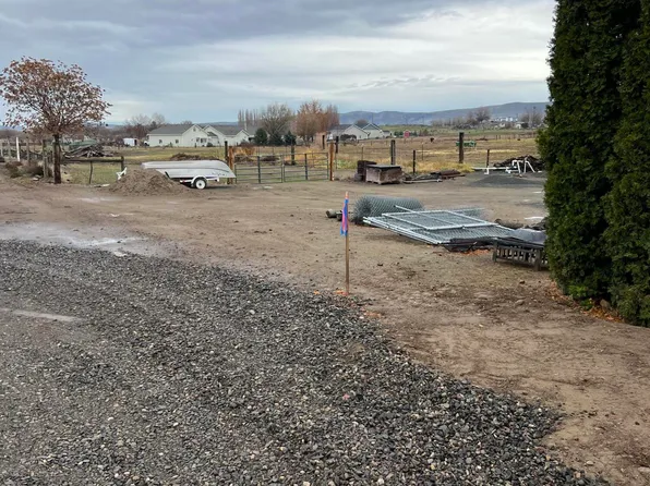 0 Nka Hicks Rd Lot 3, Grandview, WA 98930
