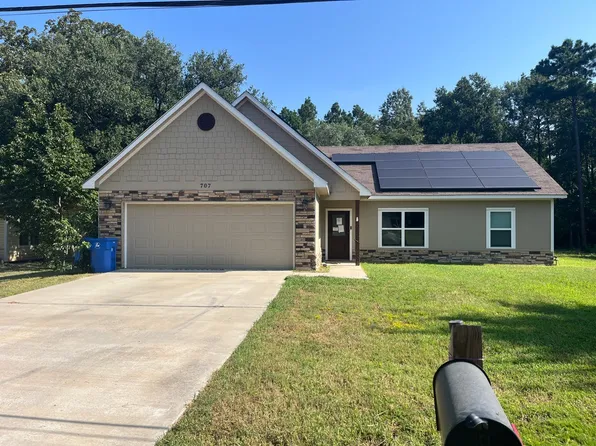 707 Sandy Brk, Lufkin, TX 75901