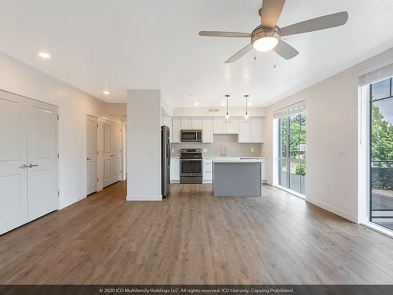 The Exton at University Place — Photo 19