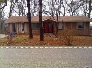 3569 E Four Ridge Rd, Imperial, MO 63052
