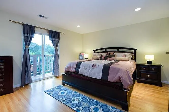 4204 Latimer Ave — Photo 4