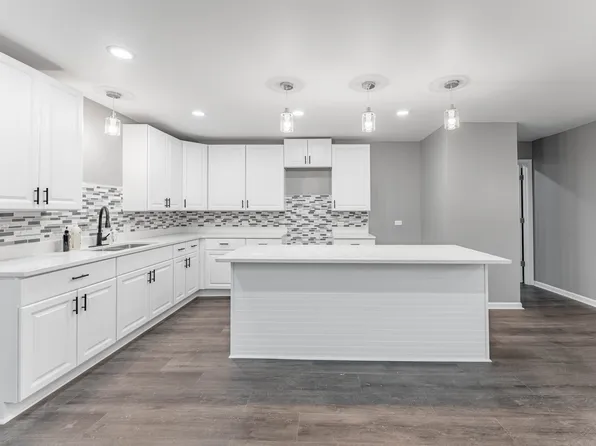 7401 Roosevelt Rd Unit 1, Forest Park, IL 60130