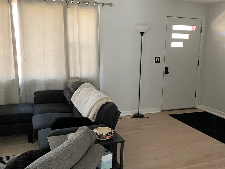 145 Miller St — Photo 30