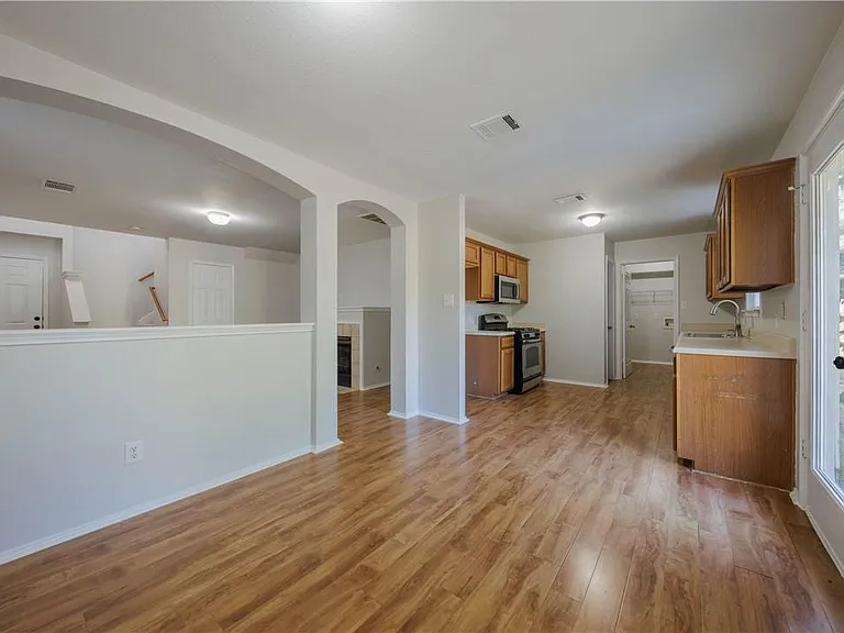 2905 Rainy River Dr — Photo 10