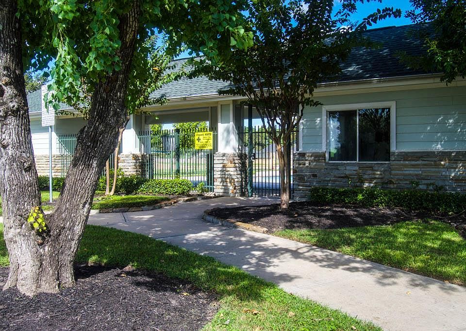 1st image of 16915 Jelly Park Stone Dr