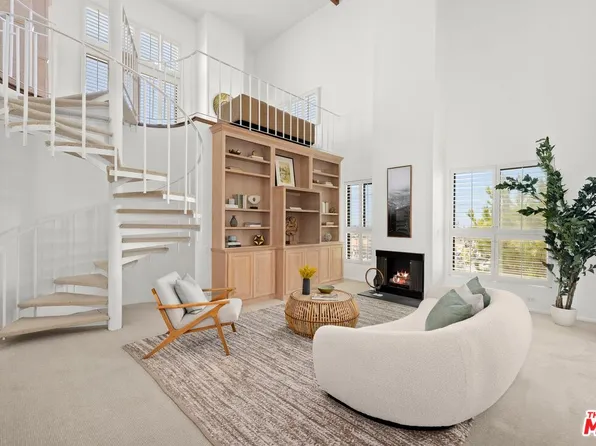 1029 Via De La Paz Unit 330, Pacific Palisades, CA 90272