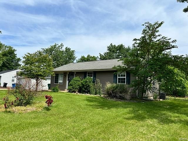 1st image of 1011 Farmview Dr