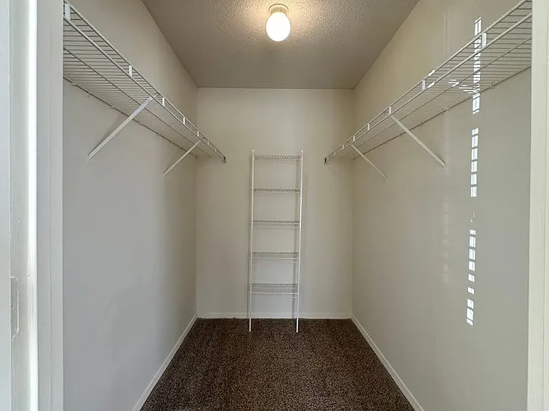 Hamilton at Turman Farms Apartments — Photo 37