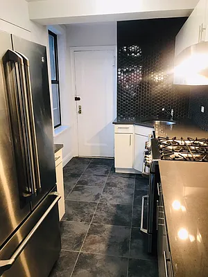 Rented by Oxford Property Group | media 13