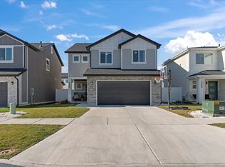 2996 S 2550 W, Syracuse, UT 84075